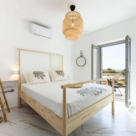 3bedroom Cycladic Dorida With Pool In Villa Páros